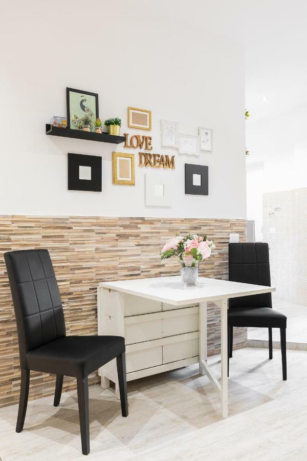 Stars Luxury Apartments 1 Рим Экстерьер фото