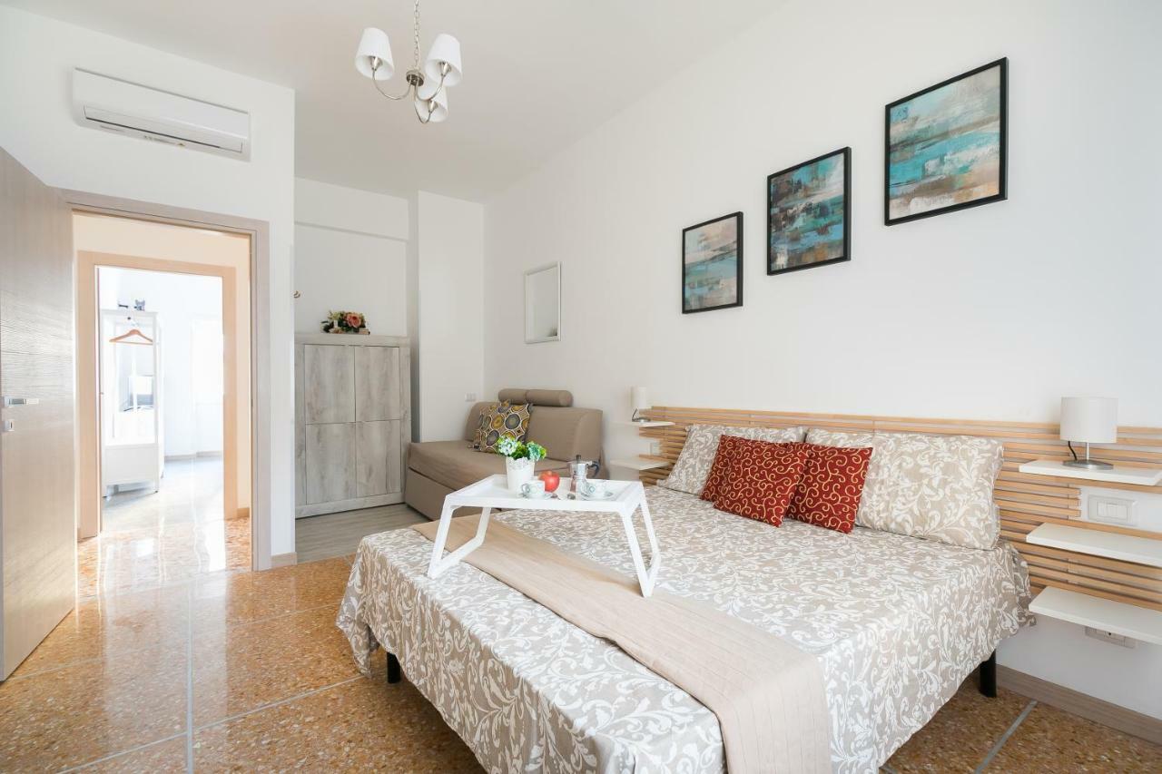 Stars Luxury Apartments 1 Рим Экстерьер фото